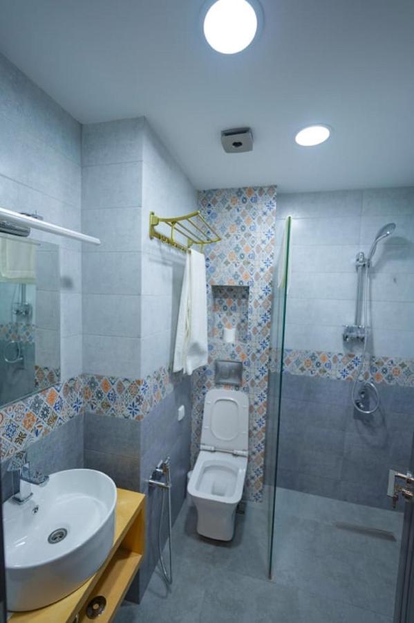 Hotel Linge ティビリシ エクステリア 写真
