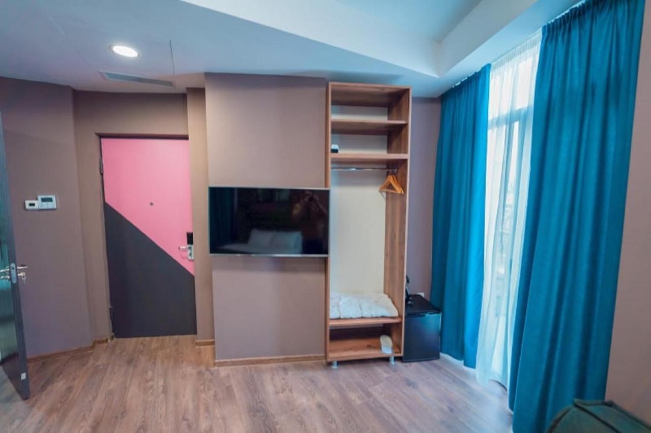 Hotel Linge ティビリシ エクステリア 写真