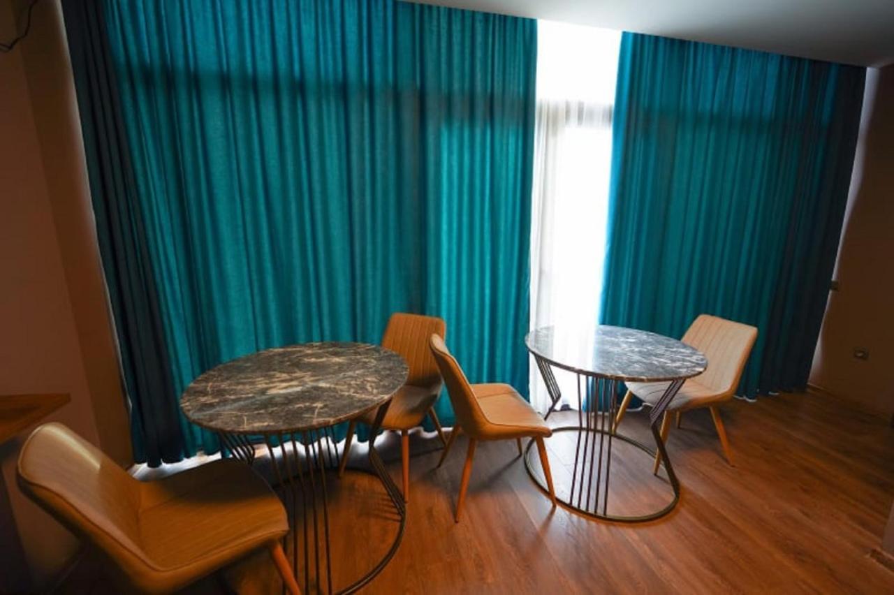 Hotel Linge ティビリシ エクステリア 写真