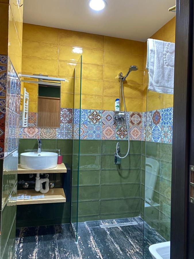 Hotel Linge ティビリシ エクステリア 写真