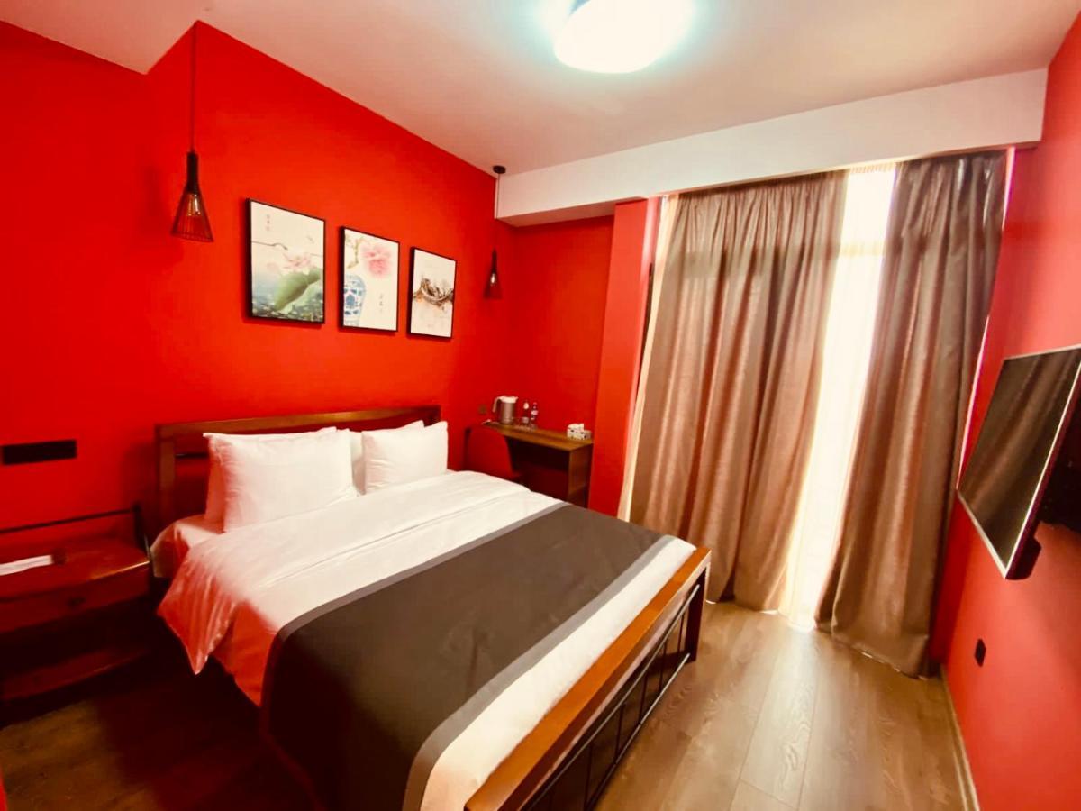 Hotel Linge ティビリシ エクステリア 写真